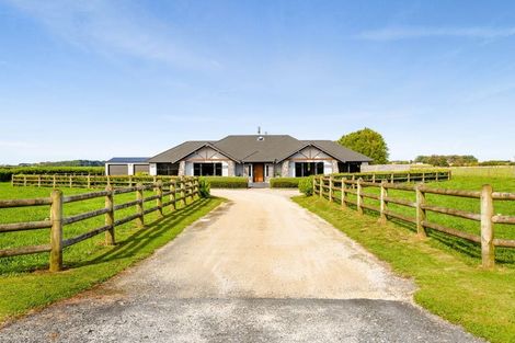 Photo of property in 105 Mawhitiwhiti Road, Normanby, Hawera, 4675