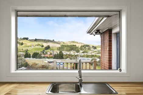 Photo of property in 44 Waldron Crescent, Green Island, Dunedin, 9018