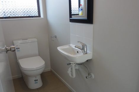 Photo of property in 52 Devonshire Road, Miramar, Wellington, 6022