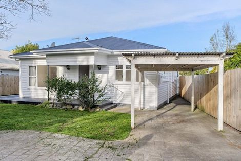 Photo of property in 121a Forest Lake Road, Forest Lake, Hamilton, 3200