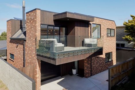 Photo of property in 168b Marine Parade, Mount Maunganui, 3116