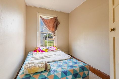 Photo of property in 60 Sydney Street, Takapau, 4203