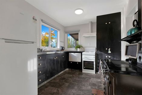 Photo of property in 15 Harewood Road, Oxford, 7430