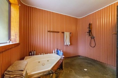 Photo of property in 872 Pourerere Road, Omakere, Waipawa, 4271