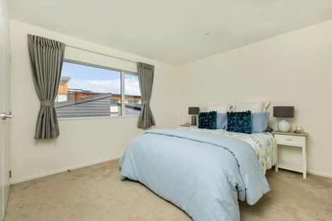 Photo of property in 165 Millwater Parkway, Silverdale, 0932