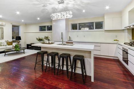 Photo of property in 9 Carex Way, Long Bay, Auckland, 0630