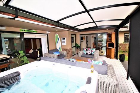 Photo of property in 6 Valleyside Way, Pukekohe, 2120