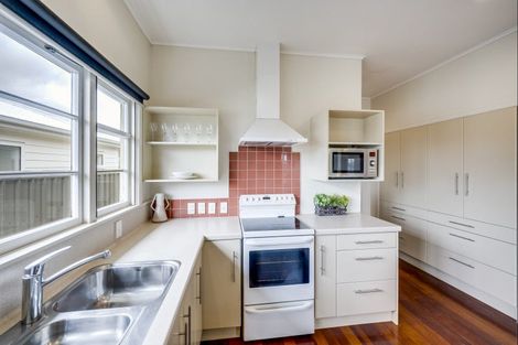 Photo of property in 6 Ypres Street, Greenmeadows, Napier, 4112