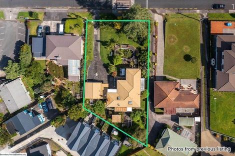 Photo of property in 3 Lavelle Road, Henderson, Auckland, 0612