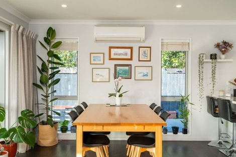 Photo of property in 16 Flaxgrove Place, Parklands, Christchurch, 8083