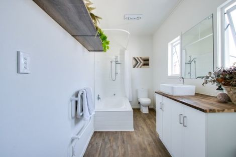 Photo of property in 1004 Reka Street, Akina, Hastings, 4122