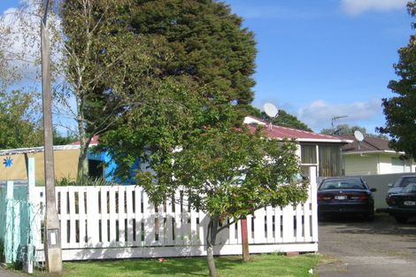 Photo of property in 12 Andelko Place, Henderson, Auckland, 0612