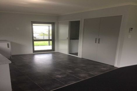 Photo of property in 238 Bridge Street, Eltham, 4322