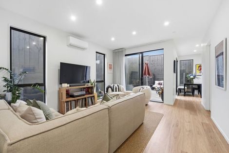 Photo of property in 33e Stanley Avenue, Milford, Auckland, 0620