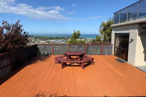 Photo of property in 12 Oakleigh Crescent, Oamaru North, Oamaru, 9400
