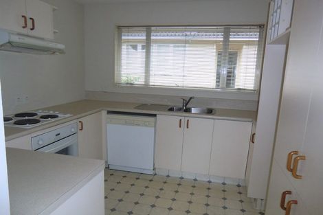 Photo of property in 4/30 Newnham Terrace, Upper Riccarton, Christchurch, 8041