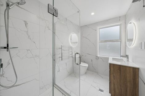 Photo of property in 1/5 Tawa Terrace, Tawa, Wellington, 5028