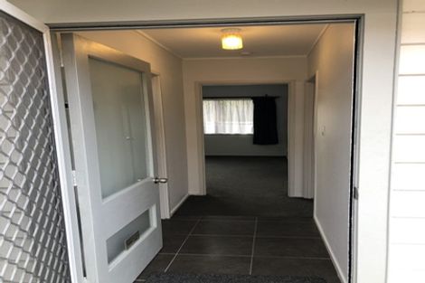 Photo of property in 85d Stottholm Road, Titirangi, Auckland, 0604