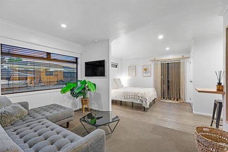 Photo of property in 7b Golf Road, Mount Maunganui, 3116