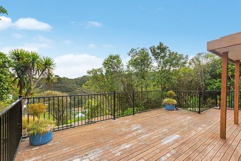 Photo of property in 82 Cluny Road, Plimmerton, Porirua, 5026