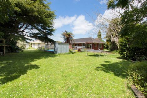 Photo of property in 16 Sutton Crescent, Papakura, 2110