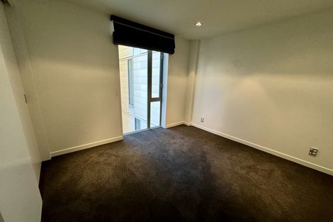 Photo of property in Piermont Apartments, 5i/82 Cable Street, Te Aro, Wellington, 6011