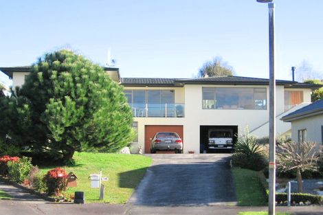 Photo of property in 10 Golf Grove, St Andrews, Hamilton, 3200