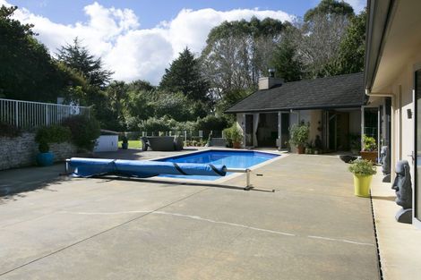 Photo of property in 5 Cameron Drive, Acacia Bay, Taupo, 3385