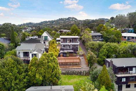 Photo of property in 229 Golf Road, Titirangi, Auckland, 0604