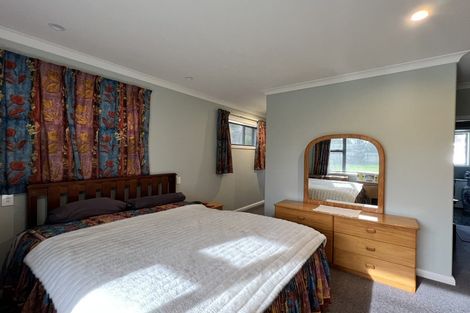 Photo of property in 3-9 Seddon Street, Waikanae, 5036