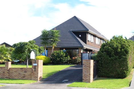 Photo of property in 15 Northpark Avenue, Northpark, Auckland, 2013