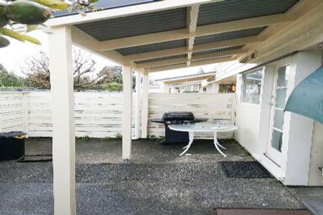 Photo of property in 1/272a Birkdale Road, Birkdale, Auckland, 0626
