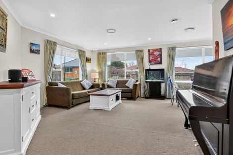 Photo of property in 21 Mews Place, Forest Lake, Hamilton, 3200