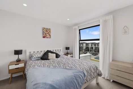 Photo of property in 10 Carder Court, Hobsonville, Auckland, 0618