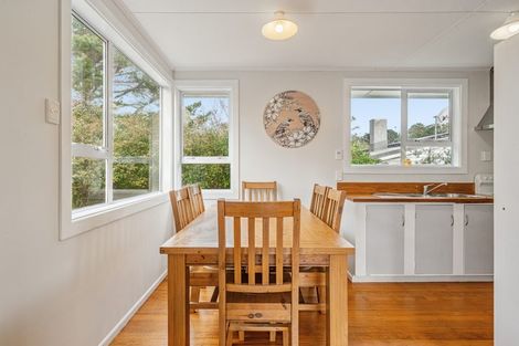 Photo of property in 15 Passive Grove, Ascot Park, Porirua, 5024