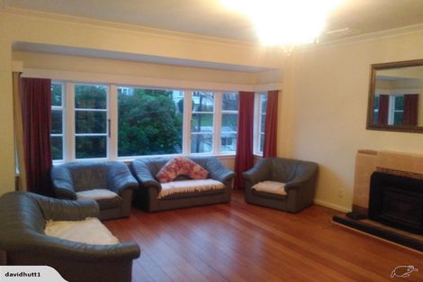 Photo of property in 16 Richmond Avenue, Karori, Wellington, 6012