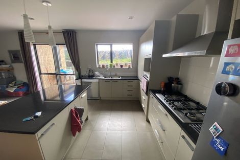 Photo of property in 27 Te Ironui Place, Huntington, Hamilton, 3210