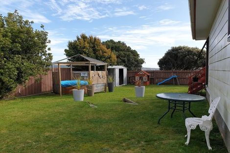 Photo of property in 14 Halladale Road, Papakowhai, Porirua, 5024