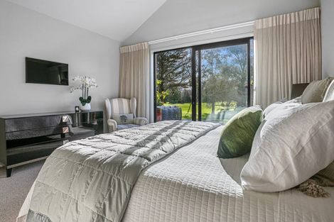 Photo of property in 15 Lynette Place, Pauanui, 3579