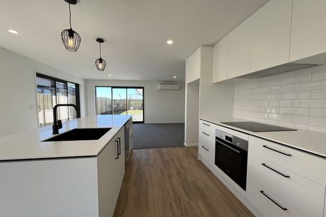 Photo of property in 70 Crossley Avenue, Woodend, 7610