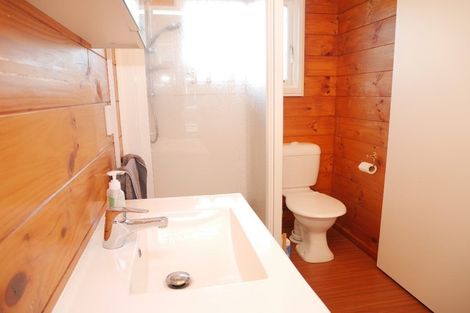 Photo of property in 18 Eskdale Road, Papakowhai, Porirua, 5024