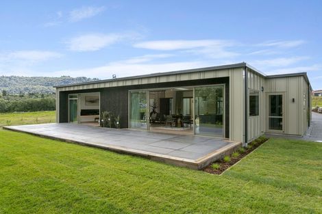 Photo of property in 60 Seven Oaks Drive, Kinloch, 3377