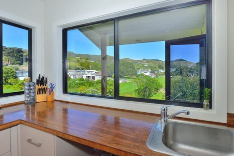 Photo of property in 9 Bill Nolan Place, Mahia, 4198