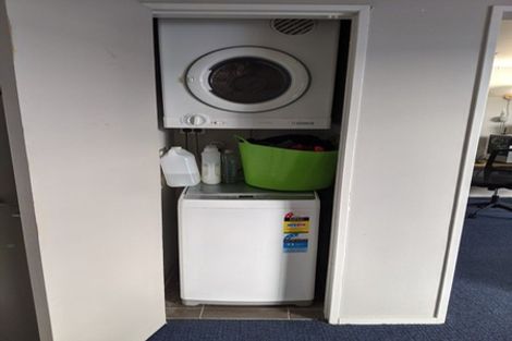 Photo of property in 3/35 Home Street, Mount Victoria, Wellington, 6011