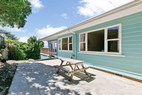 Photo of property in 37 Balfour Street, Mornington, Wellington, 6021