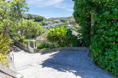 Photo of property in 51 Milne Terrace, Island Bay, Wellington, 6023