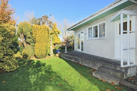 Photo of property in 1422 Karamu Road North, Mayfair, Hastings, 4122