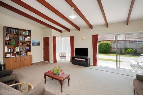 Photo of property in 4 Mendip Place, Casebrook, Christchurch, 8051