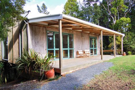 Photo of property in 330 Cowan Bay Road, Pohuehue, Warkworth, 0983