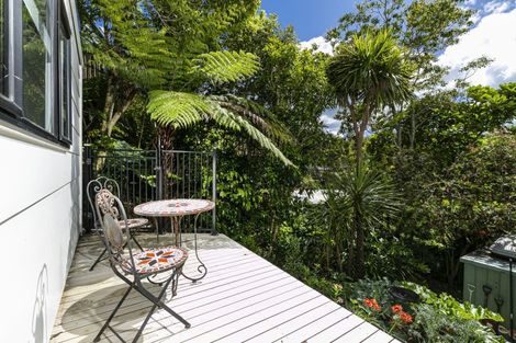 Photo of property in 5 Reynolds Place, Torbay, Auckland, 0630